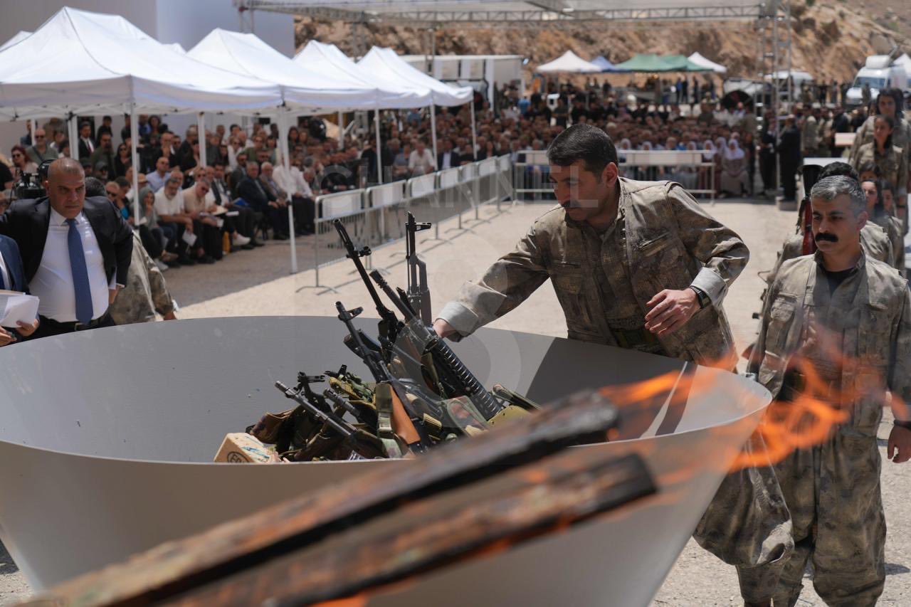 PKK üyesi ilk grubun  silah bırakma töreninden notlar, izlenimler